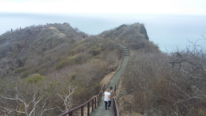 Si quieres disfrutar de tranquilidad y excelente paisaje ve a San Lorenzo - Manta